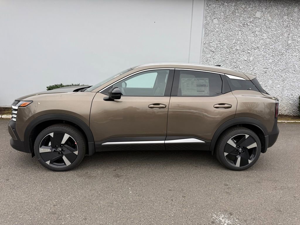 New 2026 Nissan Kicks SR w/ SR Premium Package image 3
