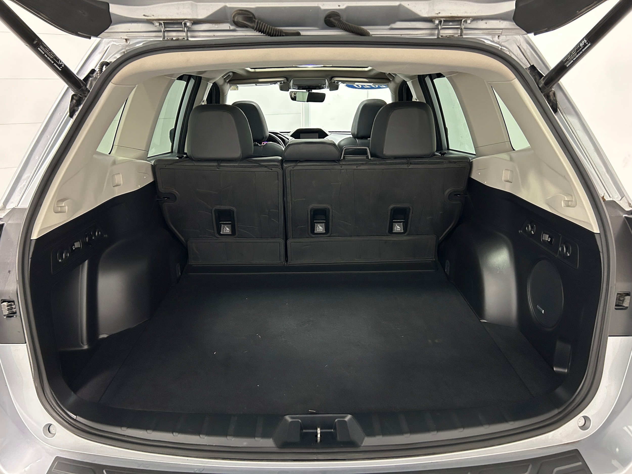 Used 2020 Subaru Forester Touring w/ Popular Package #2 AWD/4WD image 36