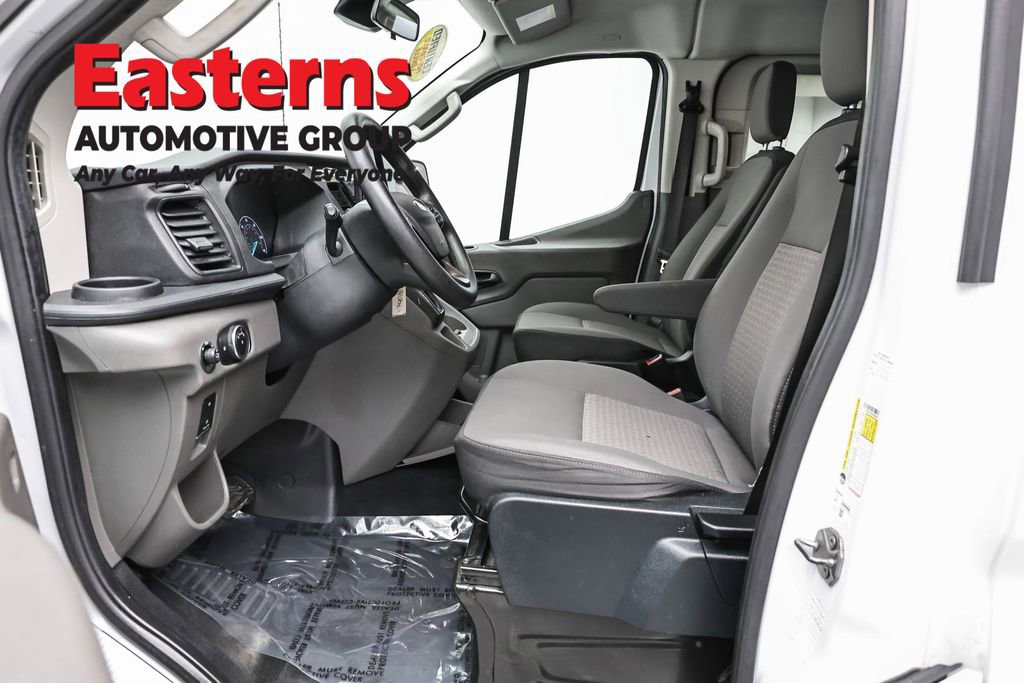 Used 2023 Ford Transit 350 XLT RWD image 13