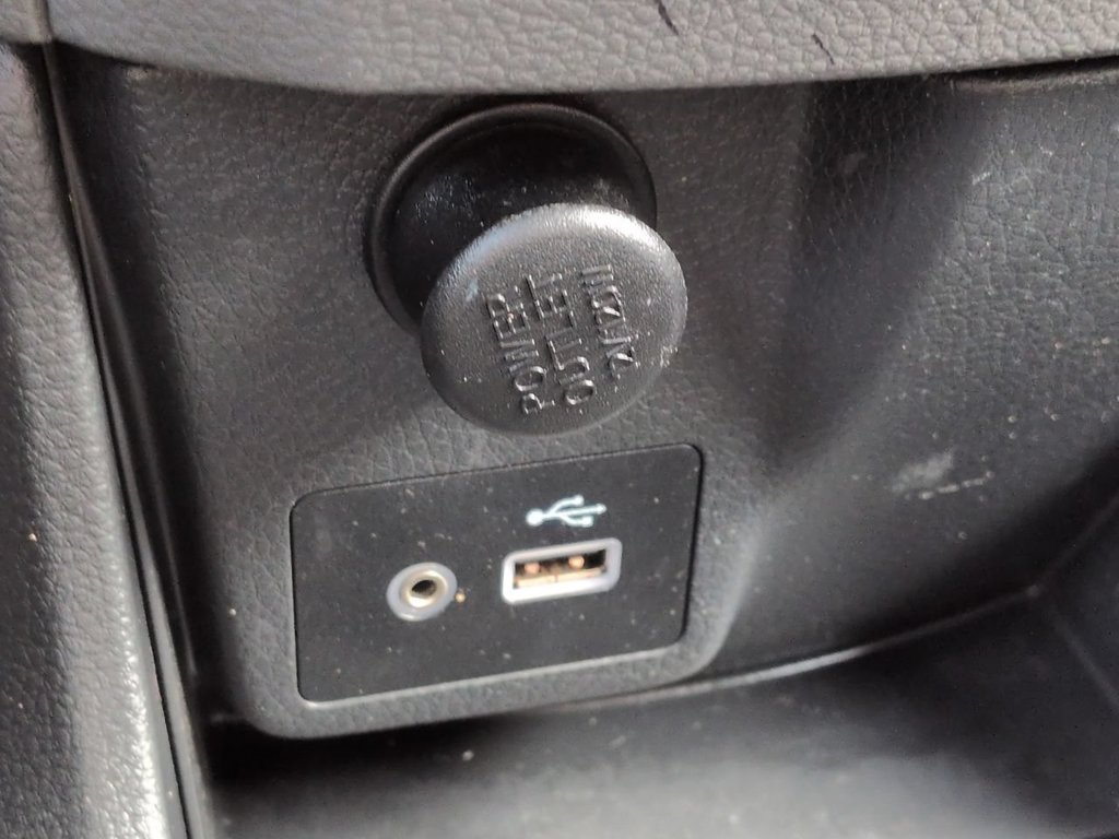 Used 2021 Nissan NV200 SV w/ Sliding Door Glass Package FWD image 21