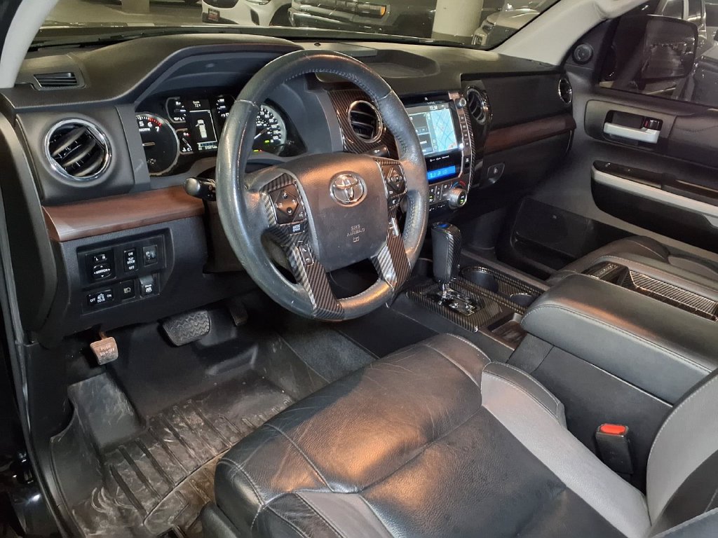 Used 2021 Toyota Tundra Limited w/ Limited Premium Package RWD image 5