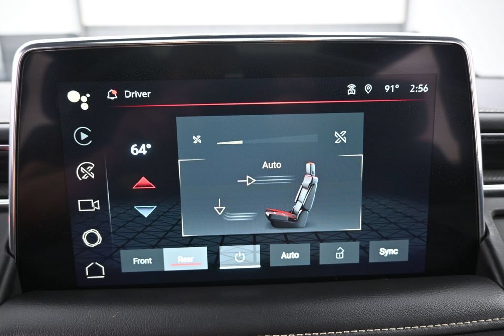 Used 2023 GMC Yukon XL SLT AWD/4WD image 17