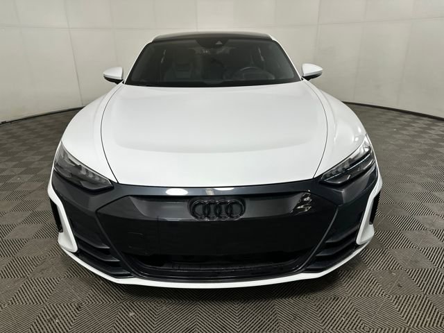 Used 2022 Audi e-tron GT Premium Plus image 8