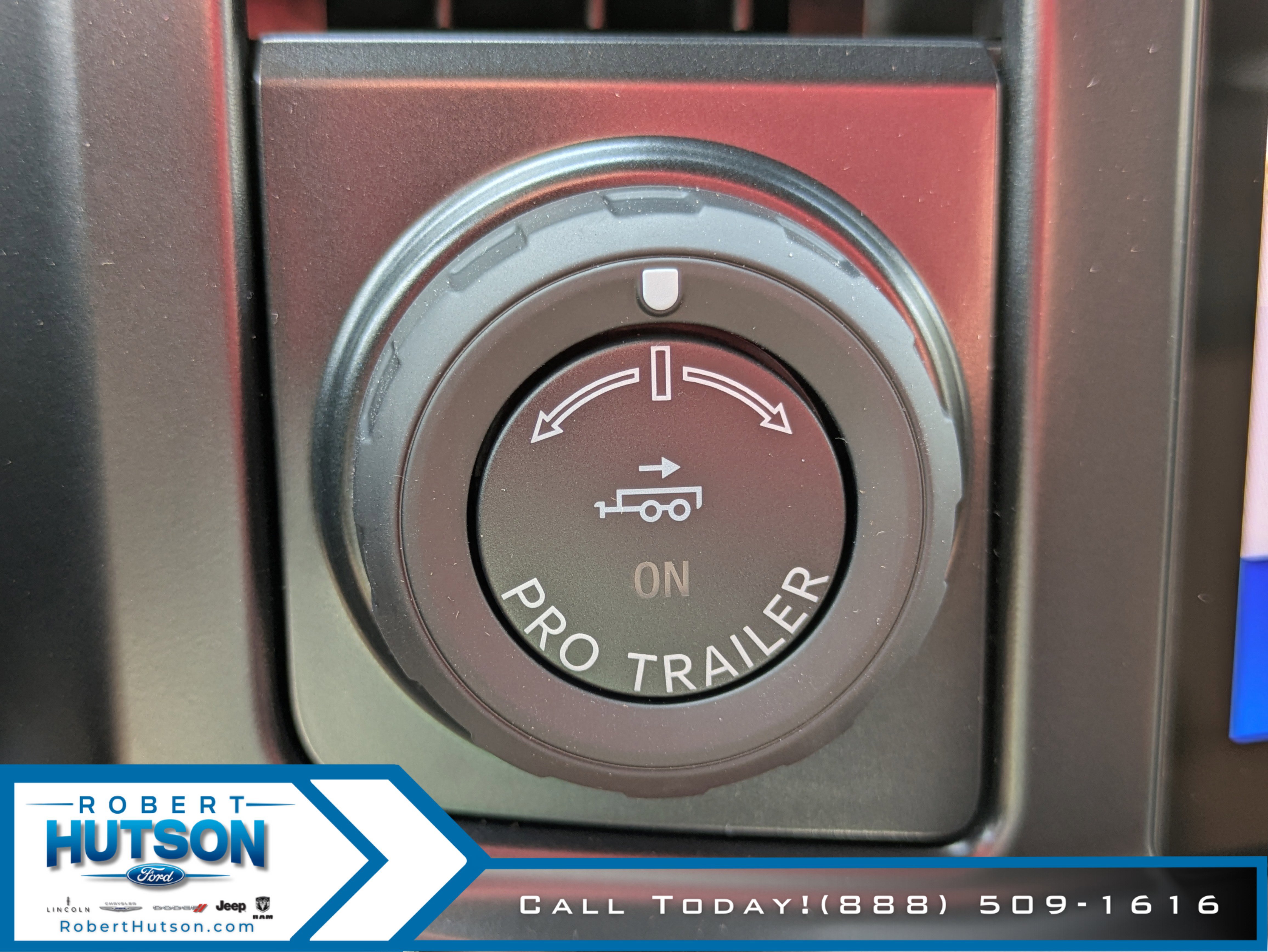 New 2025 Ford F350 King Ranch w/ Chrome Package image 24