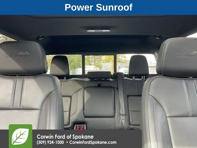 Used 2022 Chevrolet Silverado 1500 High Country image 43