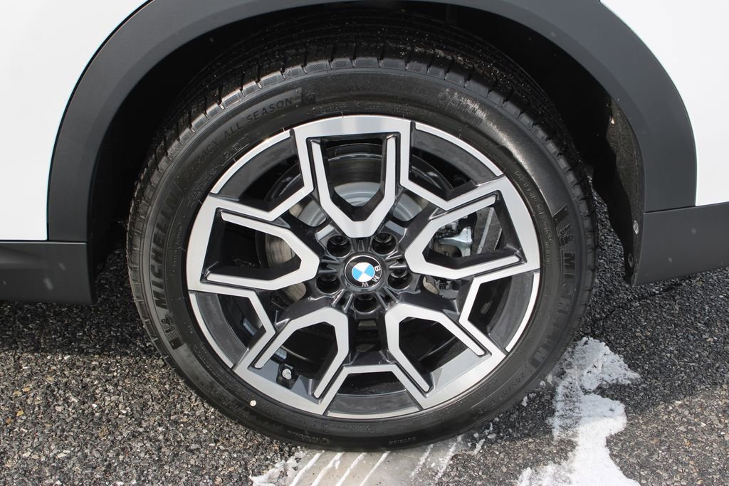 New 2026 BMW X2 xDrive28i image 37