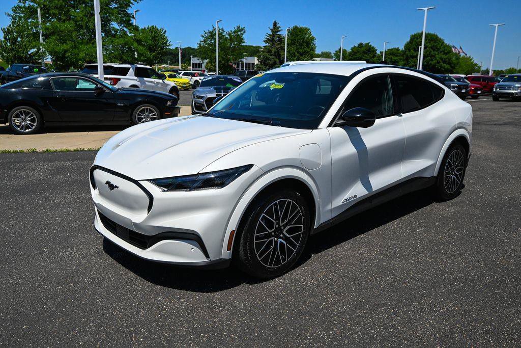 Certified 2025 Ford Mustang Mach-E Premium AWD/4WD image 9