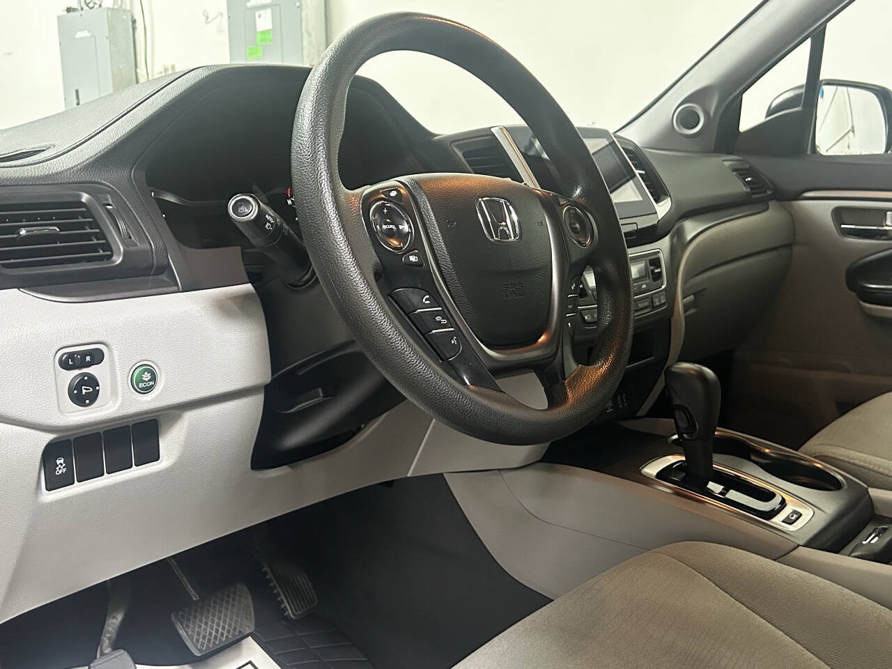 Used 2016 Honda Pilot EX image 19