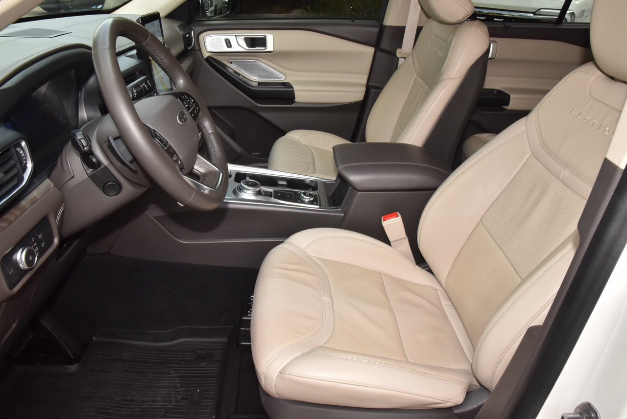 Used 2020 Ford Explorer Platinum w/ Premium Technology Package AWD/4WD image 13