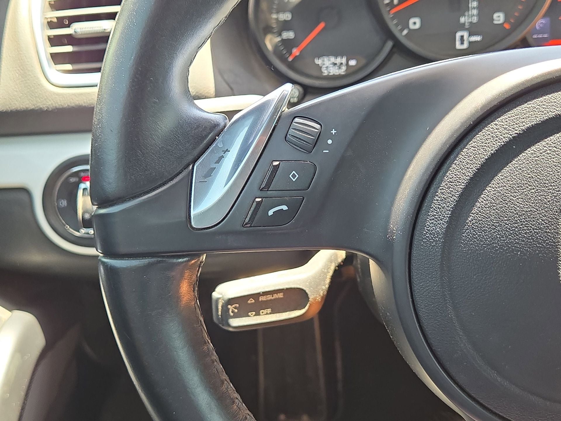 Used 2015 Porsche Cayman RWD image 21