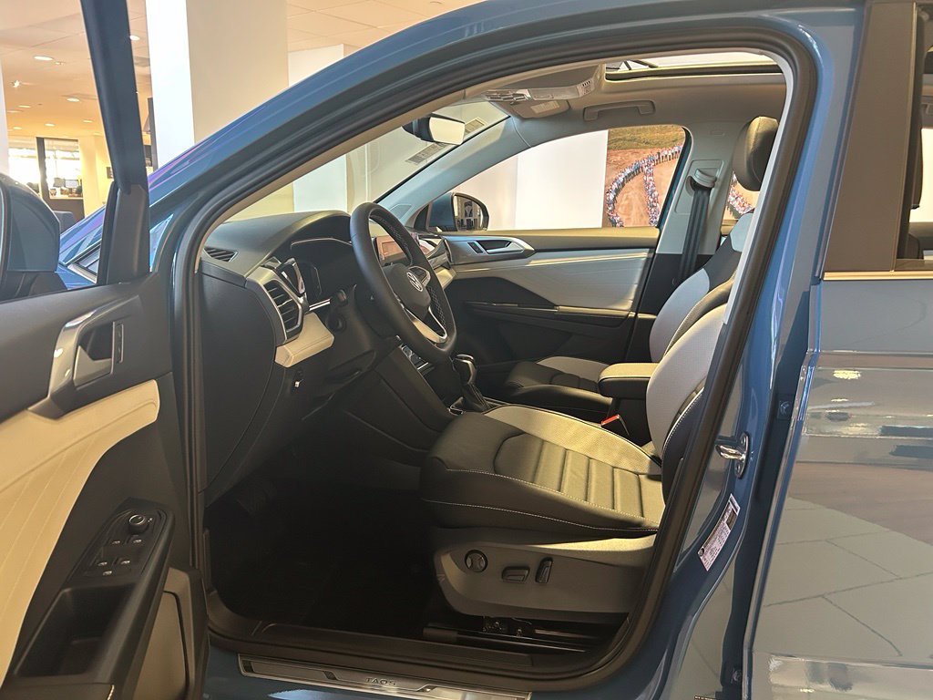 New 2026 Volkswagen Taos SEL AWD/4WD image 15