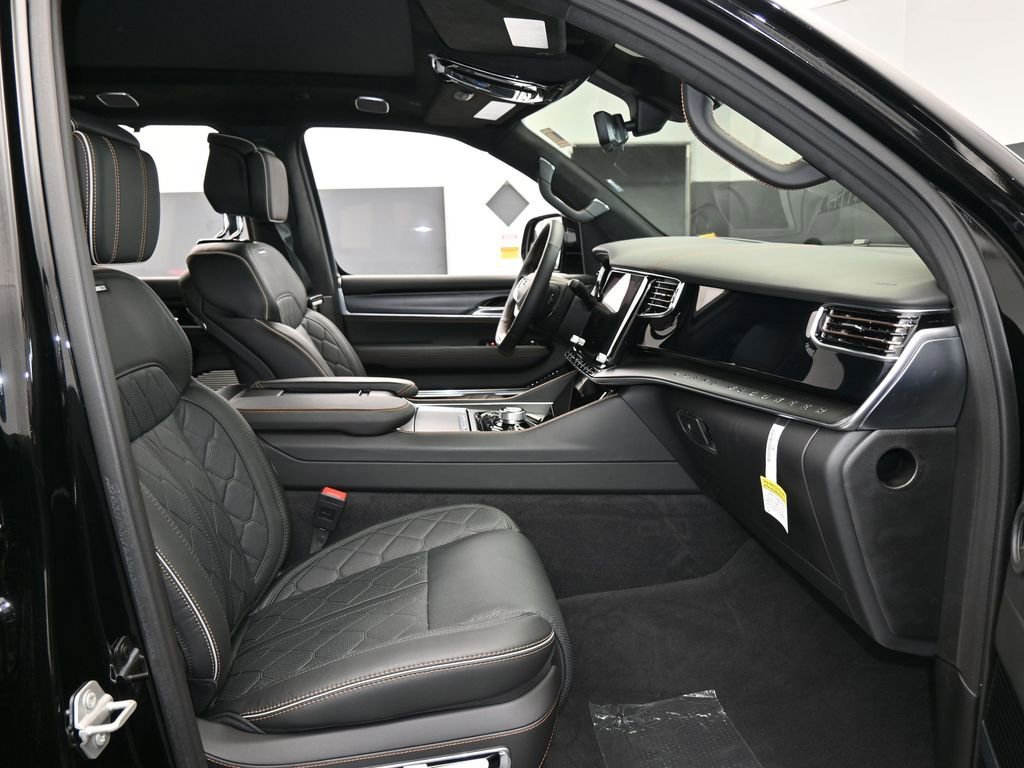 Used 2024 Jeep Grand Wagoneer Series III w/ Quick Order Packagew 28T image 62