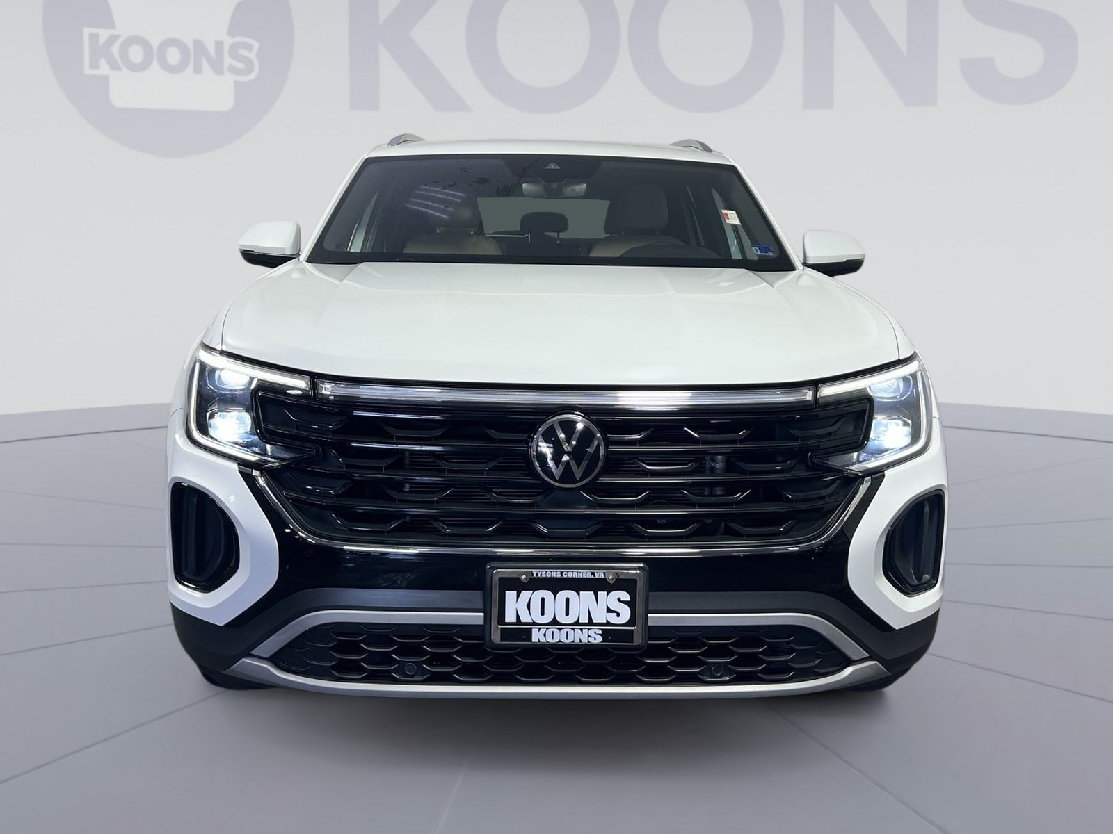 Used 2024 Volkswagen Atlas Cross Sport SE AWD/4WD image 4