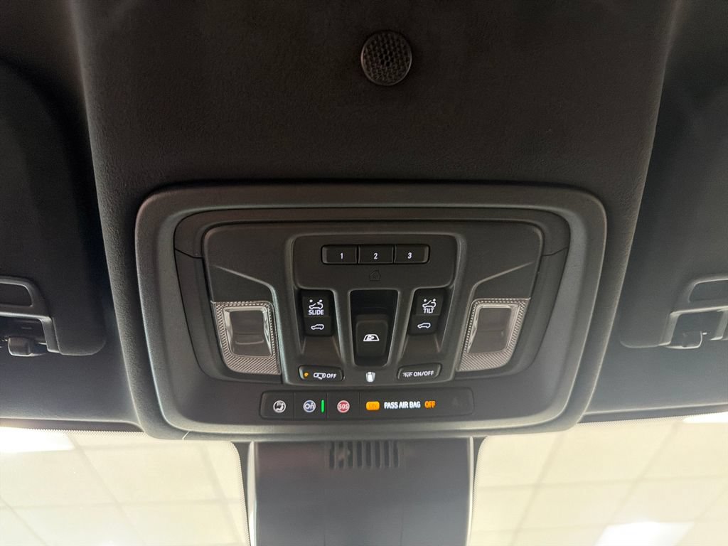 New 2026 GMC Sierra 3500 Denali Ultimate AWD/4WD image 16