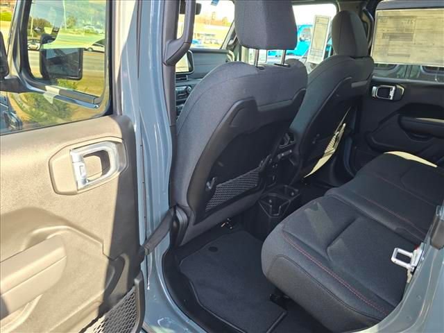 New 2026 Jeep Wrangler Unlimited Rubicon w/ Technology Group image 5