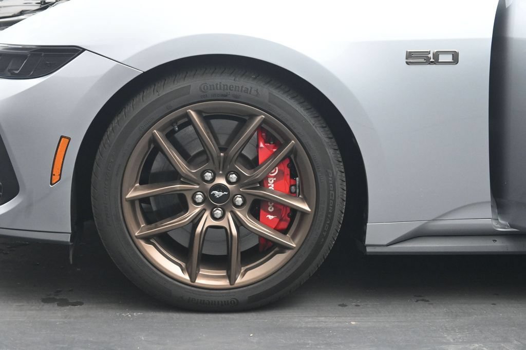 Used 2025 Ford Mustang GT Premium RWD image 31