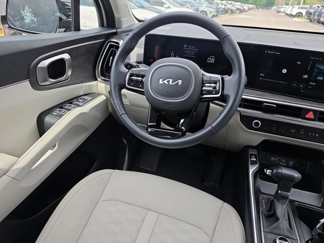 Certified 2025 Kia Sorento X-Line EX AWD/4WD image 8