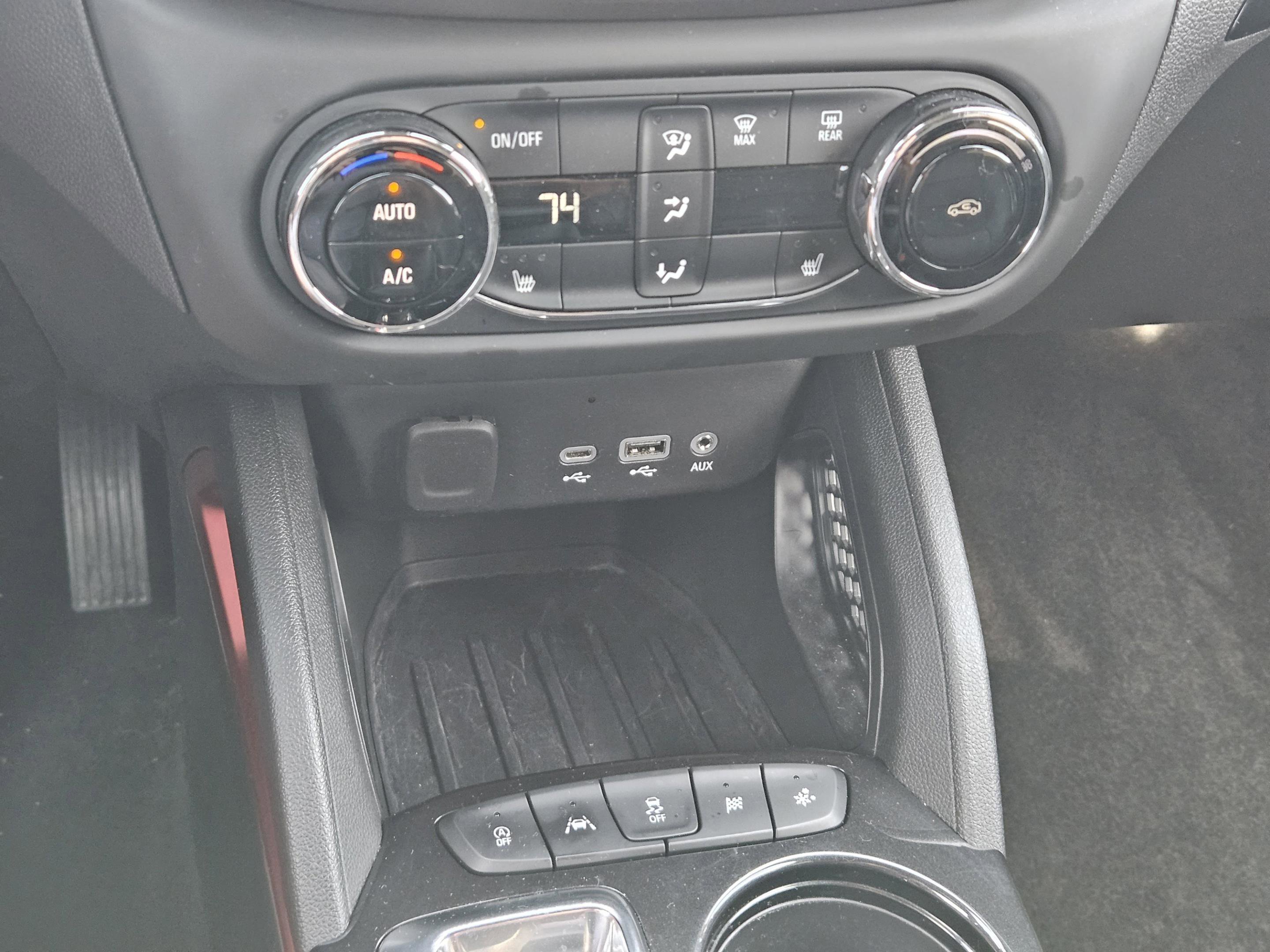 Used 2023 Chevrolet TrailBlazer RS w/ Convenience Package FWD image 19
