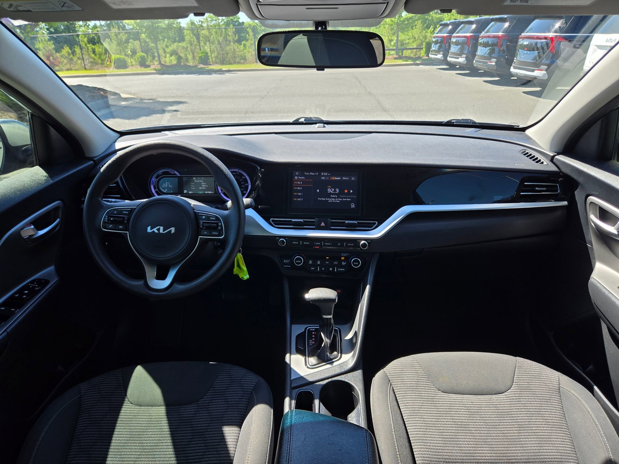 Used 2022 Kia Niro LX FWD image 10