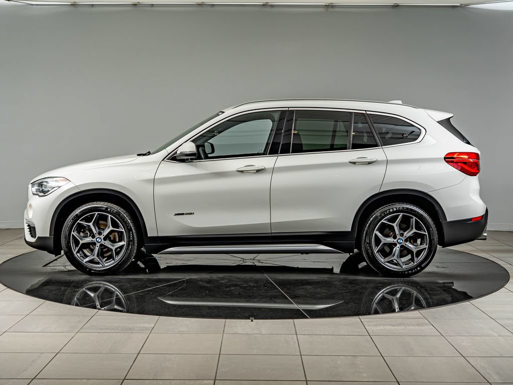 Used 2017 BMW X1 xDrive28i AWD/4WD image 8