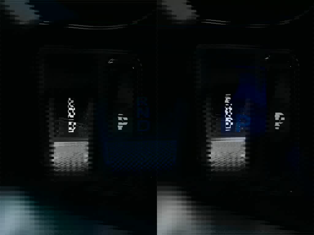 Used 2020 Porsche Taycan Turbo image 25