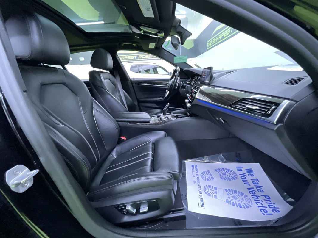 Used 2018 BMW 530e w/ Premium Package 2 image 31