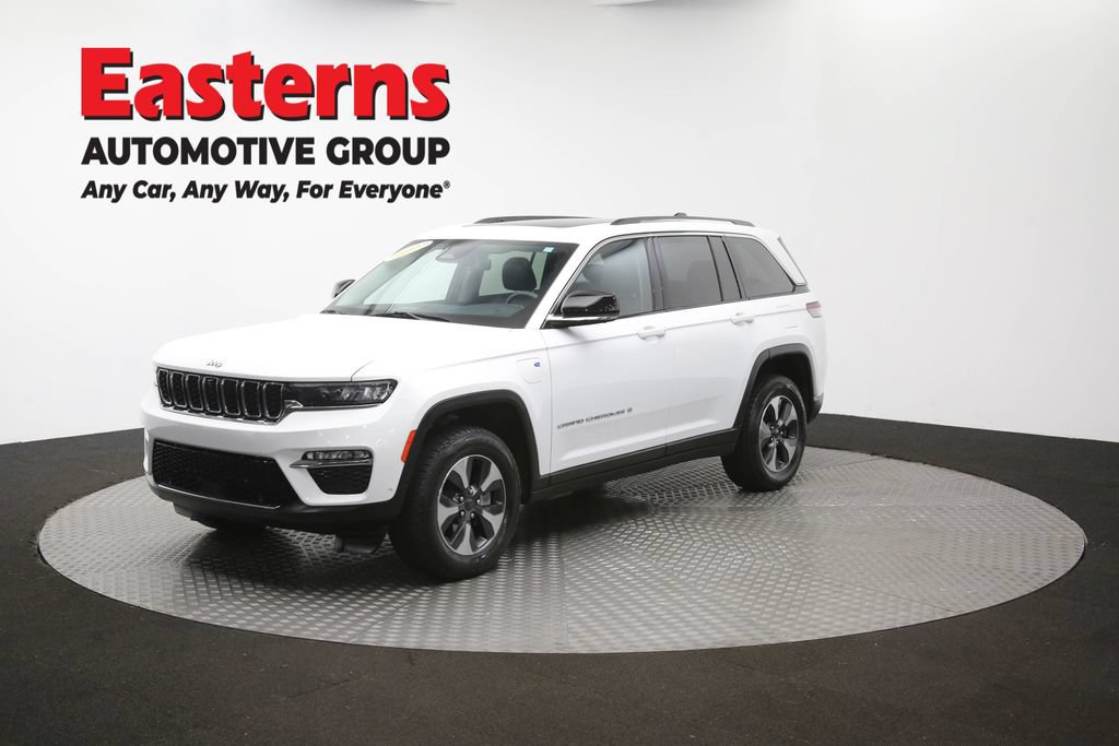 Used 2022 Jeep Grand Cherokee Limited 4xe w/ Luxury Tech Group II AWD/4WD image 59