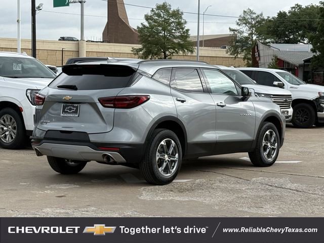 Used 2024 Chevrolet Blazer LT w/ Convenience Package FWD image 6