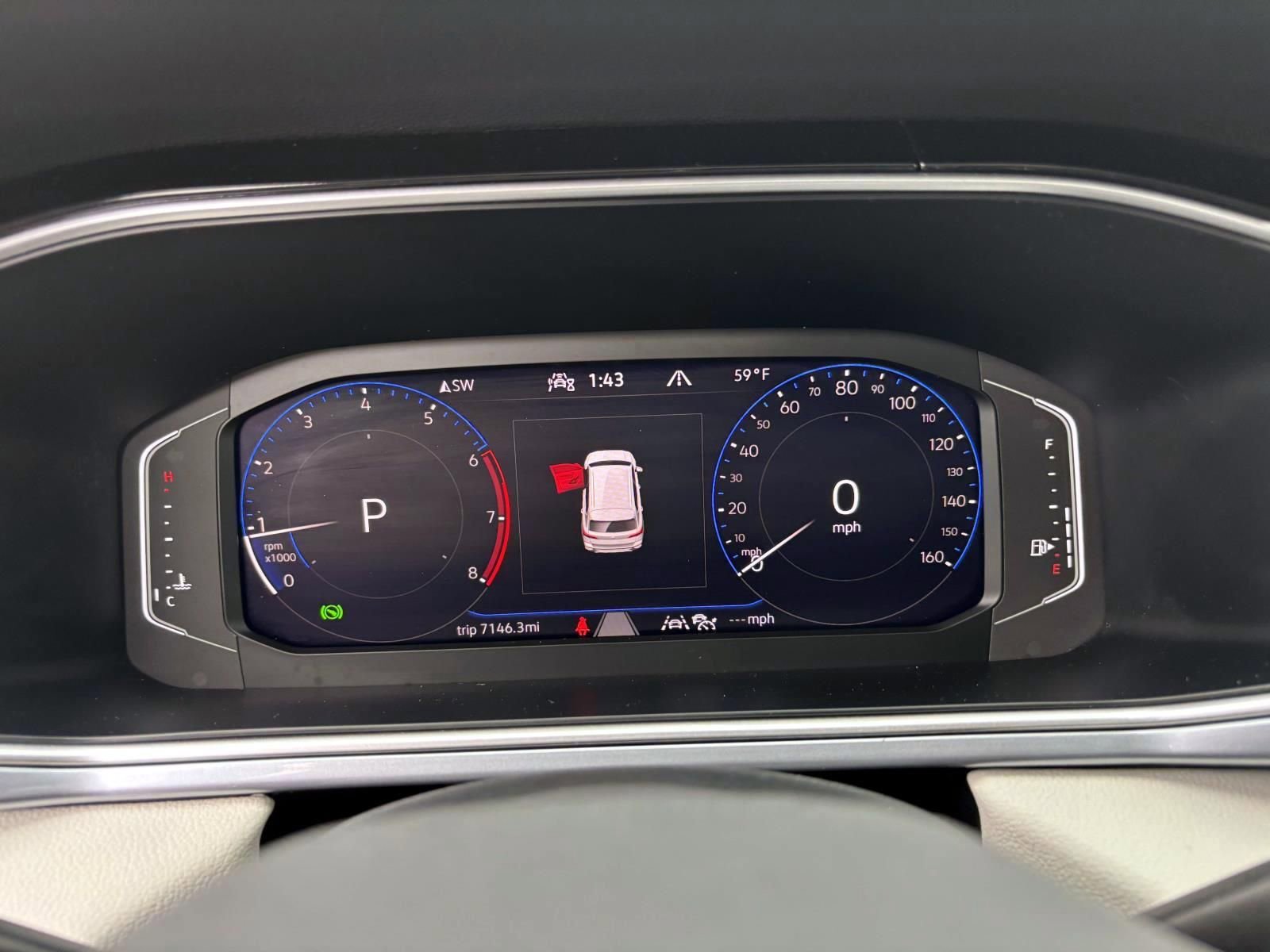 Used 2025 Volkswagen Taos SEL image 15