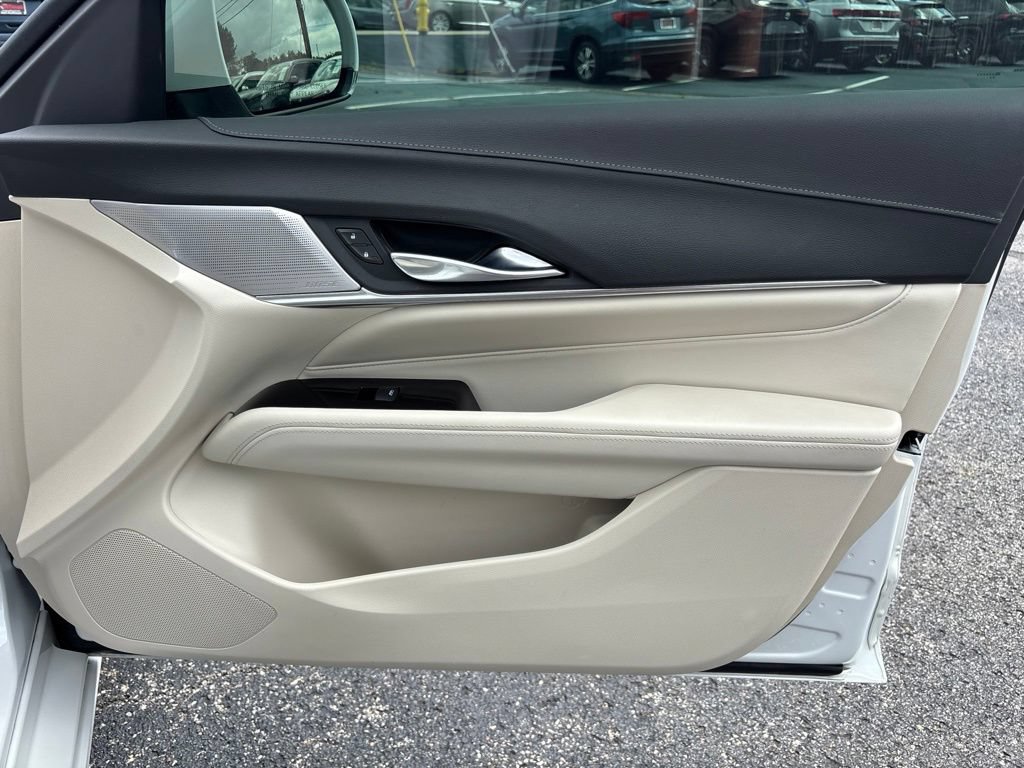 Used 2020 Cadillac CT4 Luxury w/ Sun And Sound Package RWD image 36