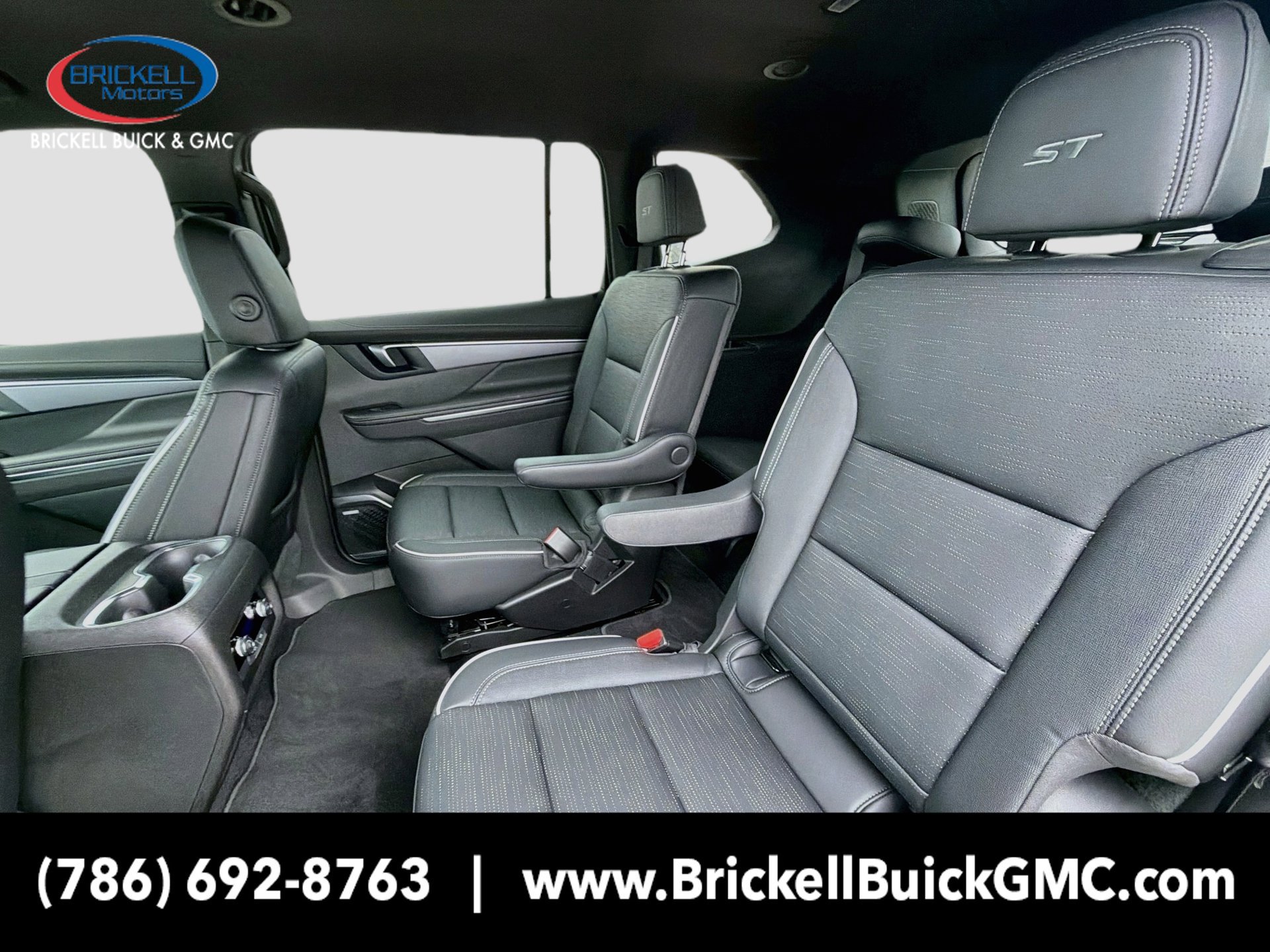 Used 2026 Buick Enclave Sport Touring FWD image 23