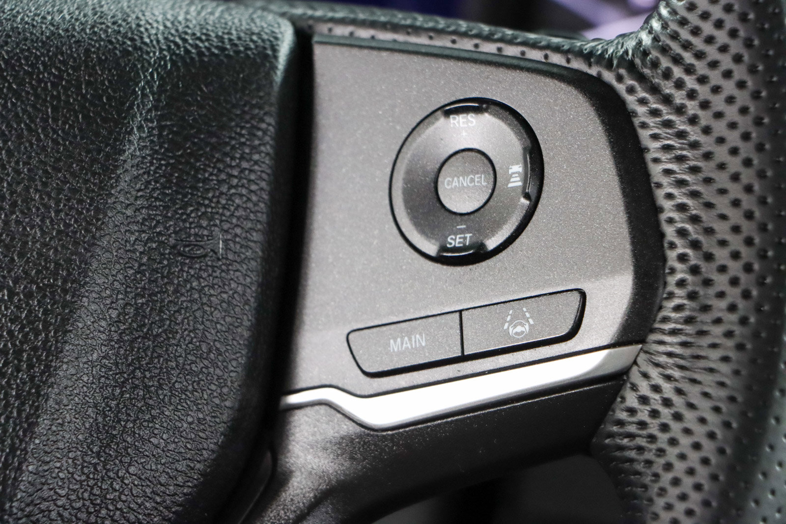 Used 2023 Honda Passport EX-L image 15