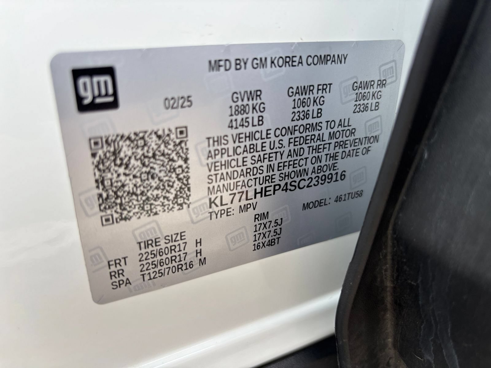 Used 2025 Chevrolet Trax LT w/ LT Convenience Package FWD image 27