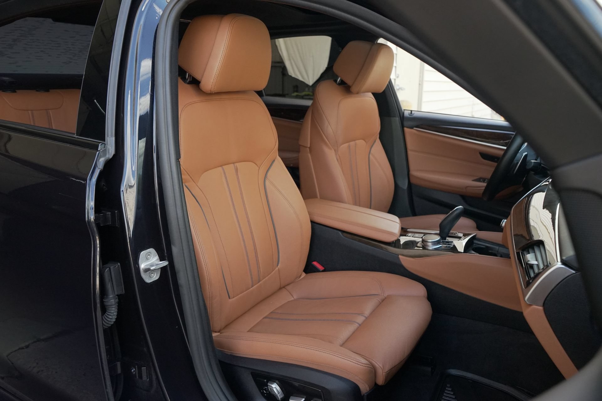Used 2018 BMW 530i xDrive AWD/4WD image 4