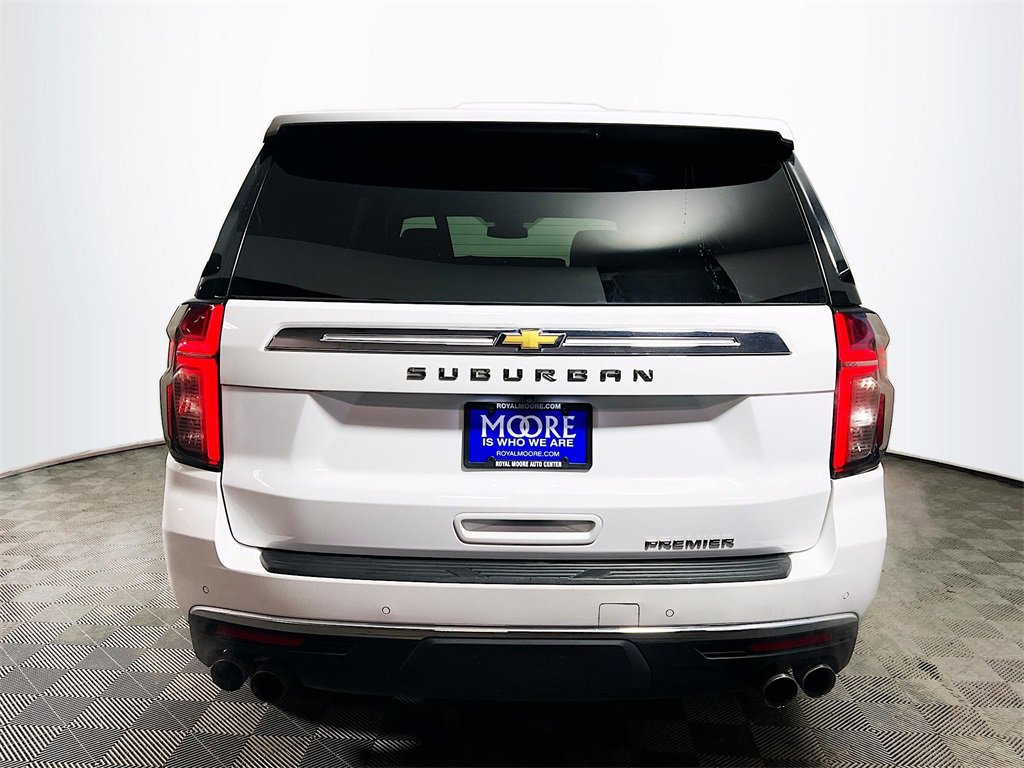 Used 2023 Chevrolet Suburban Premier image 7