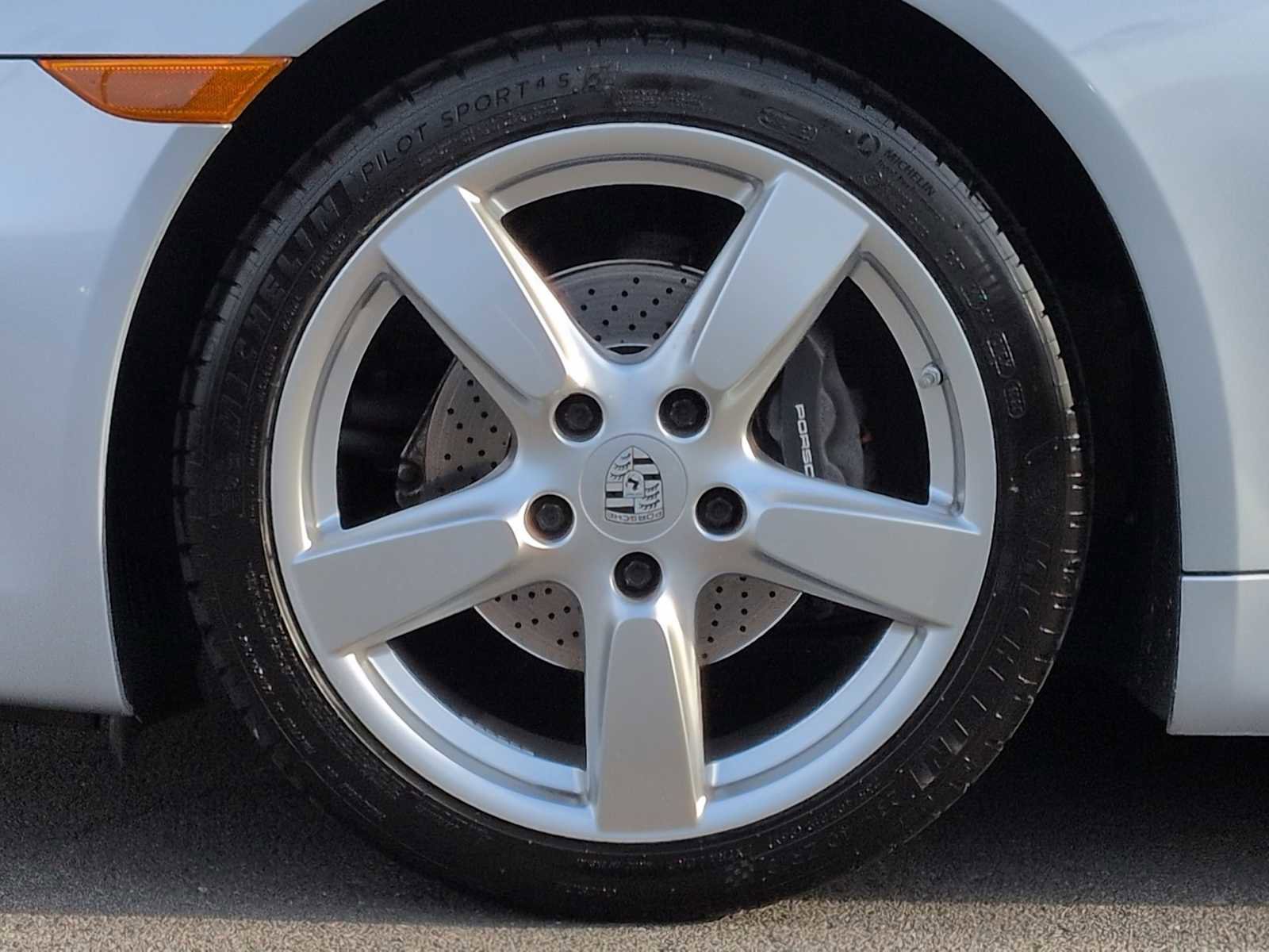 Used 2016 Porsche Cayman image 13