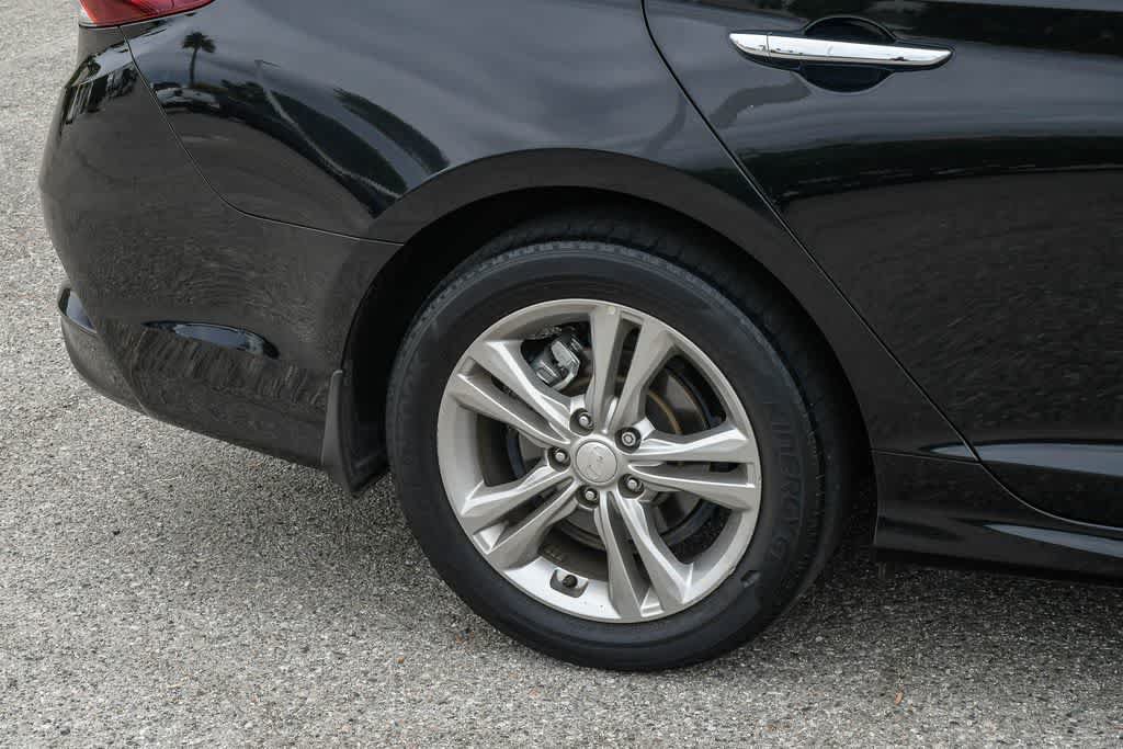 Used 2019 Hyundai Sonata SEL w/ Tech Package 02 FWD image 10