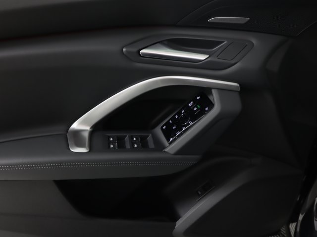 New 2026 Audi Q5 Premium Plus AWD/4WD image 11