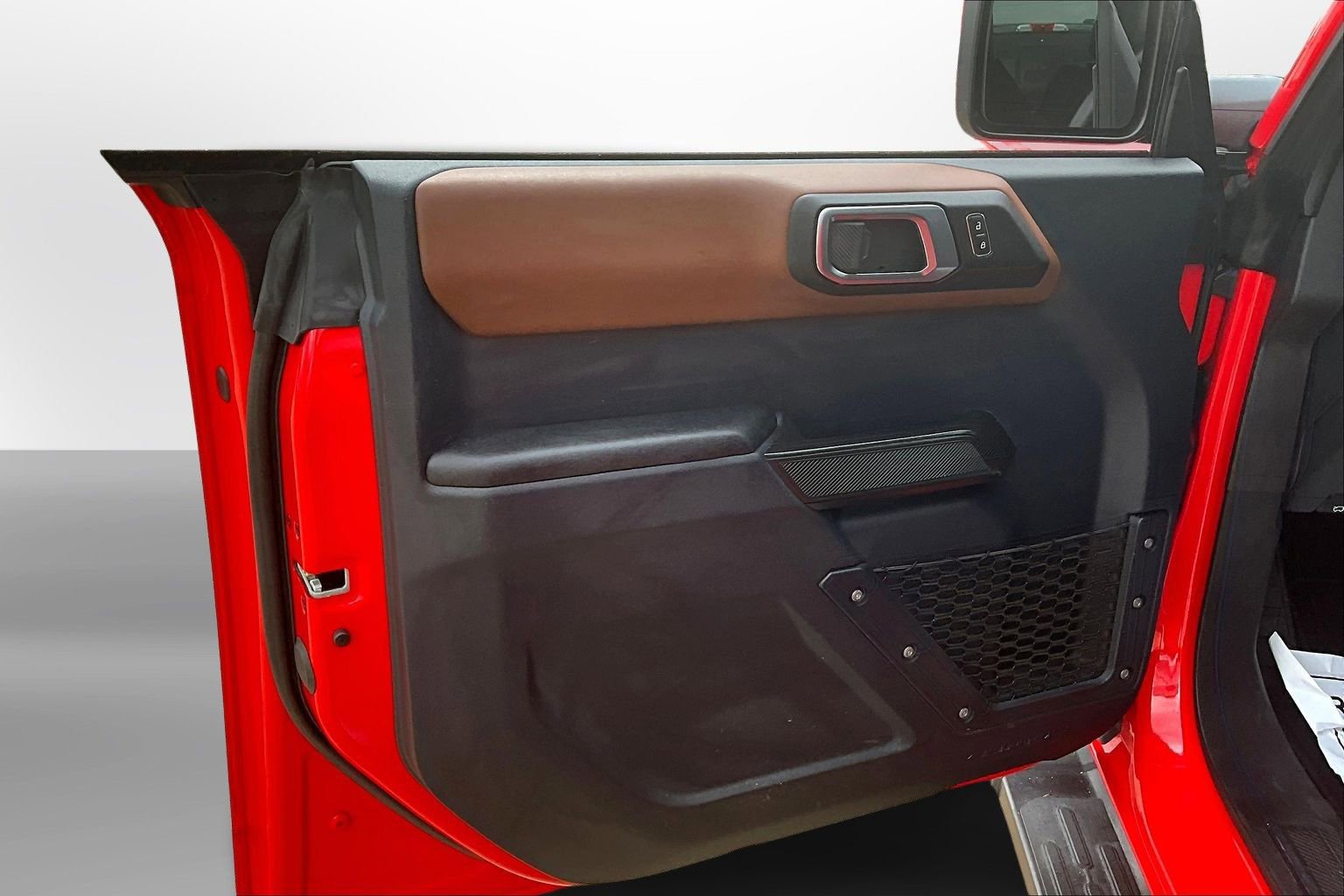 Used 2024 Ford Bronco Outer Banks image 25