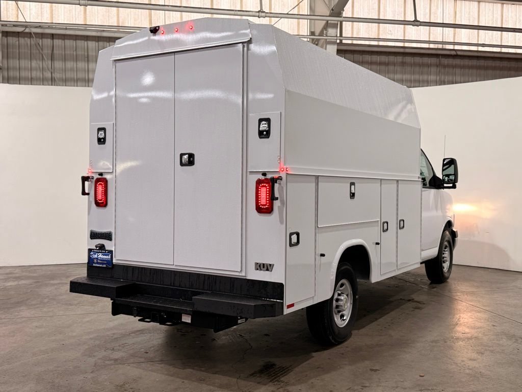 New 2025 Chevrolet Express 3500 w/ Power Convenience Package RWD image 10