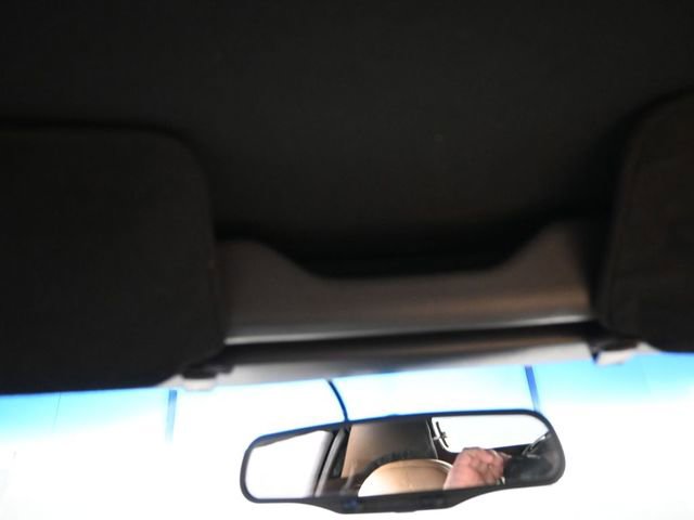 Used 2000 Chevrolet Corvette Convertible w/ Memory Pkg image 12