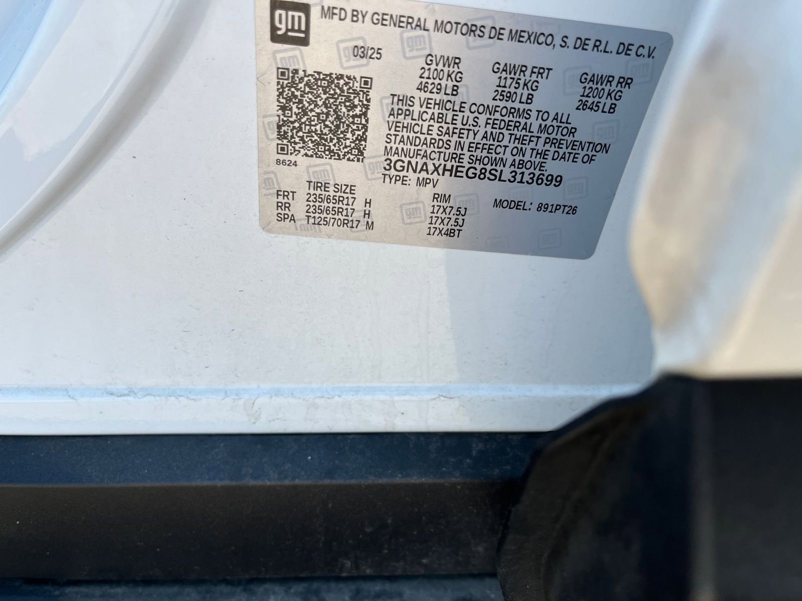 Used 2025 Chevrolet Equinox LT FWD image 40