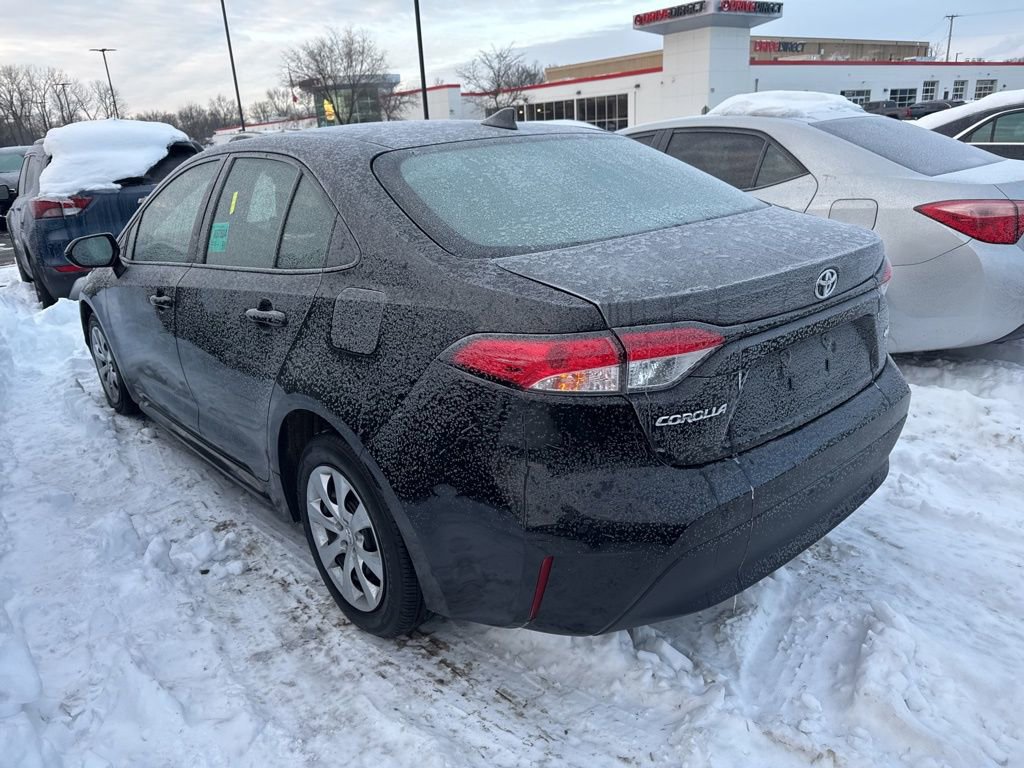 Used 2025 Toyota Corolla LE image 4