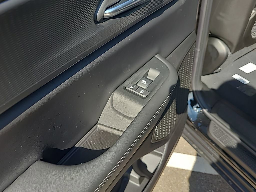 New 2025 Jeep Grand Cherokee L Altitude image 14