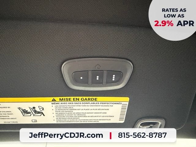 New 2027 Chrysler Pacifica Select FWD image 21