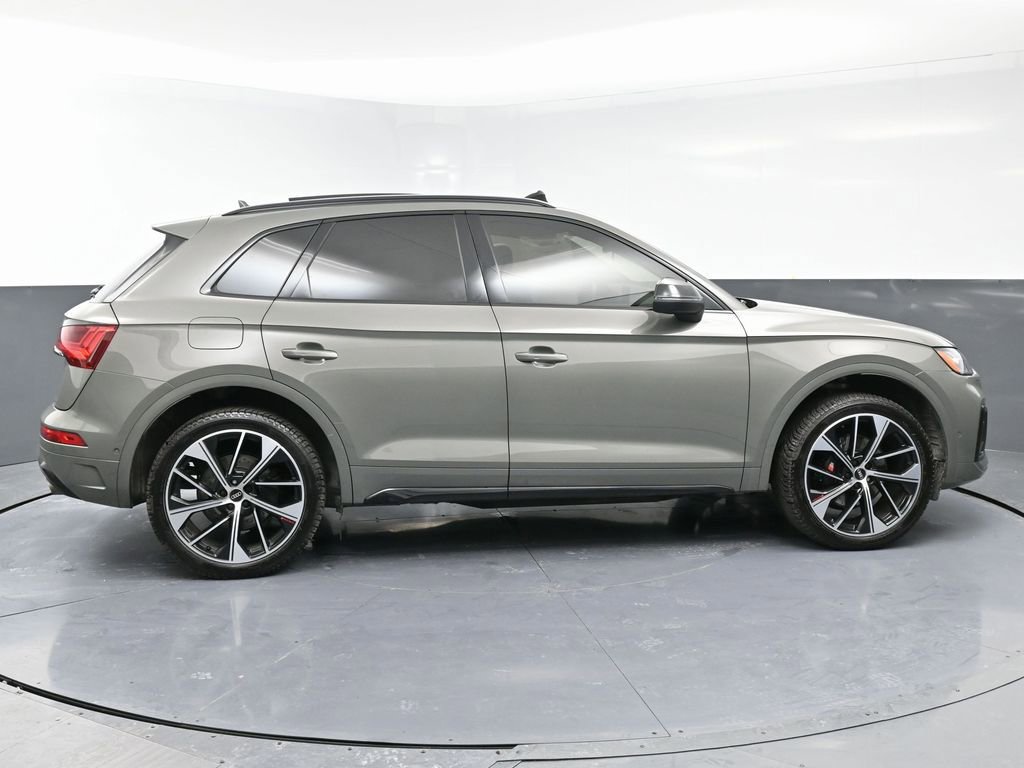 Used 2023 Audi SQ5 Prestige w/ Prestige Package image 6