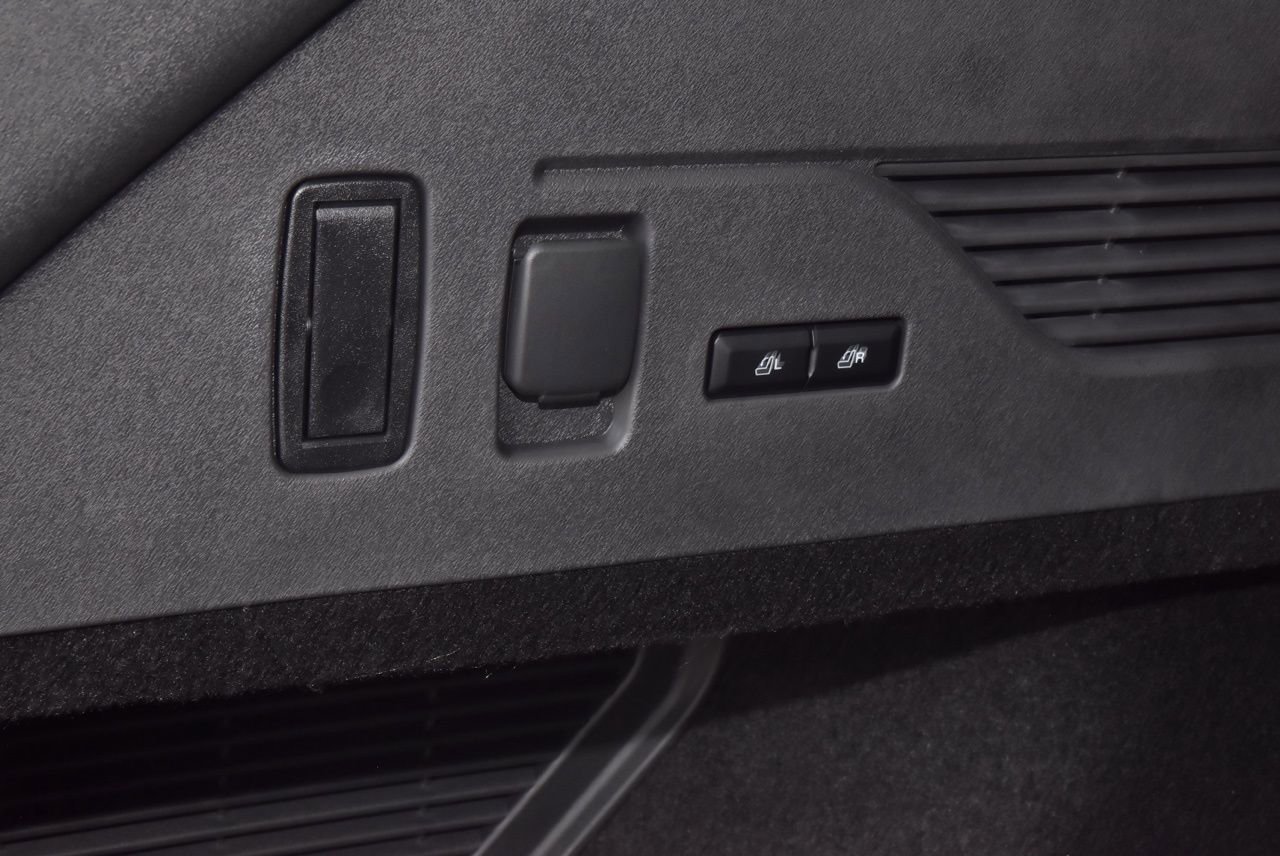 New 2026 Lincoln Nautilus Reserve AWD/4WD image 46