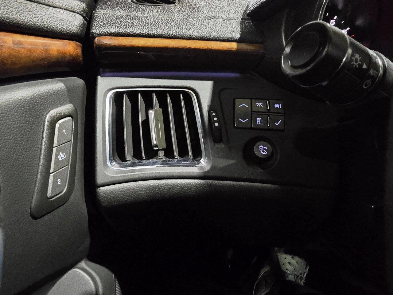 Used 2012 Cadillac CTS Premium image 39