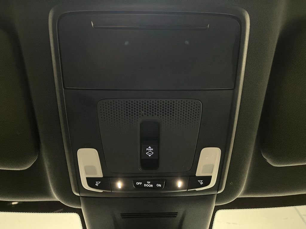 Used 2024 Honda CR-V Sport-L image 9