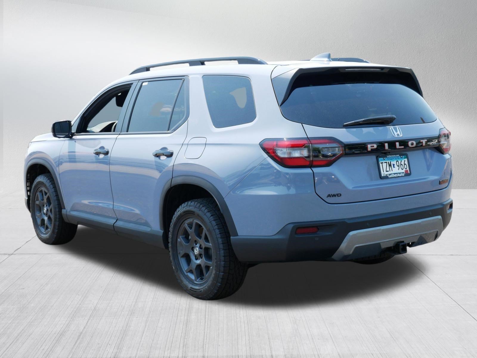 Certified 2026 Honda Pilot TrailSport image 5